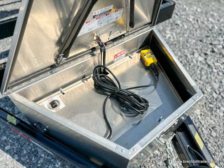 Southland Trailers Aluminum Tool Box on Dump Trailer with Hoist and Jack switch